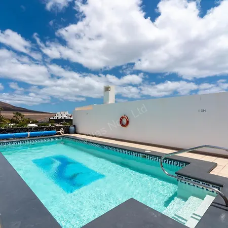 242 - Casa Blanca By Now Ltd Vila *
