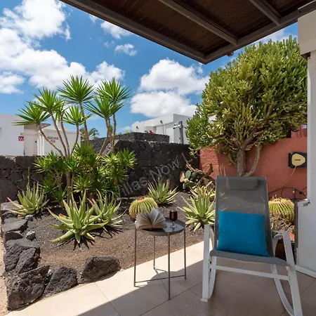 Vila 242 - Casa Blanca By Now Ltd *